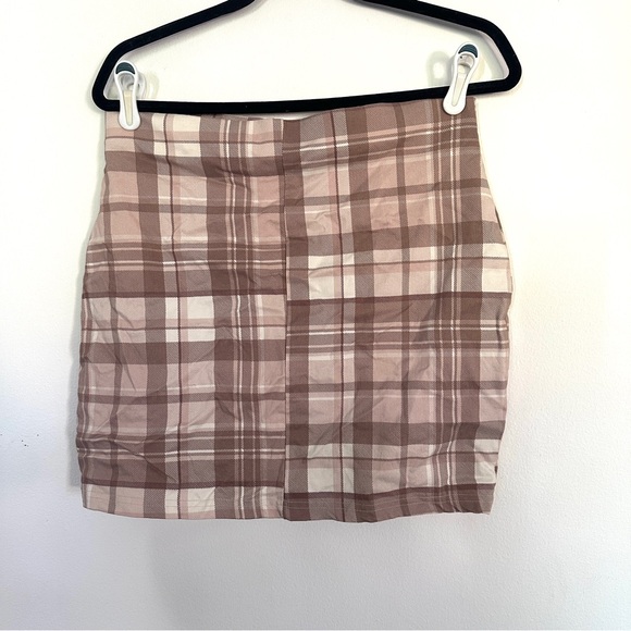 Plaid miniskirt - Picture 2 of 4